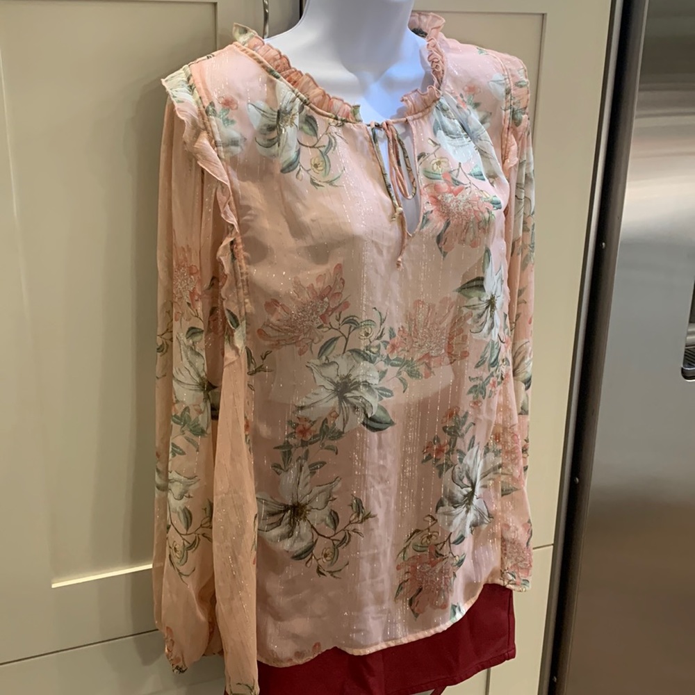 Guest Editor top - size L